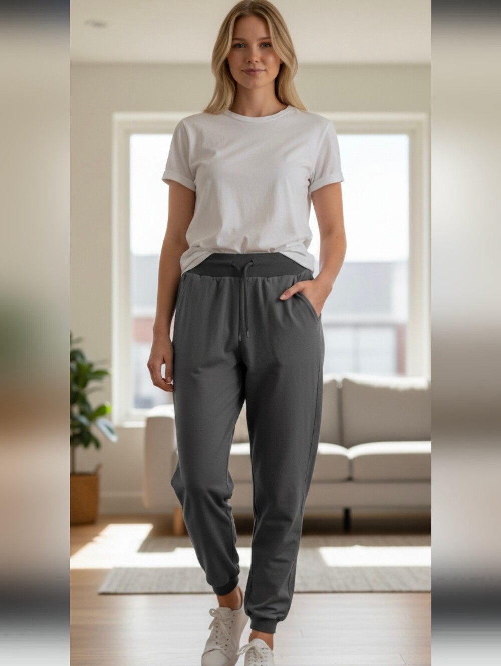 Zella live in pocket joggers size small